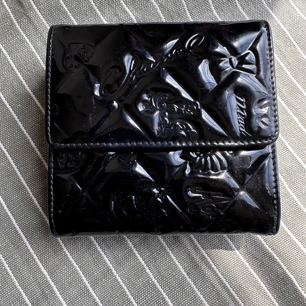 CHANEL‎ Black Quilted Leather Wallet - Picture 3 of 11